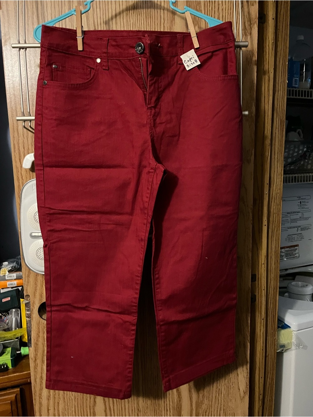 Bandolino Burgundy Capri Pants